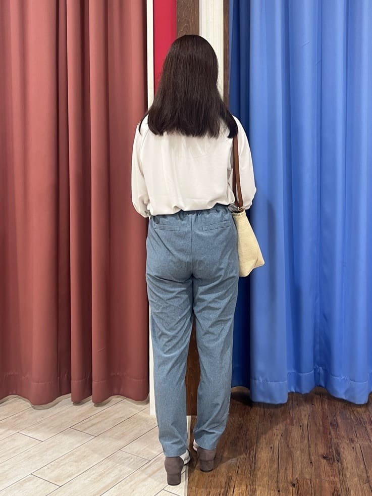 ゑさんの「SHOO･LA･RUE｜◆【SS-3L/ひんやり/吸水速乾/UV】軽量でさらりと穿ける テーパードパンツ」を使ったコーディネート