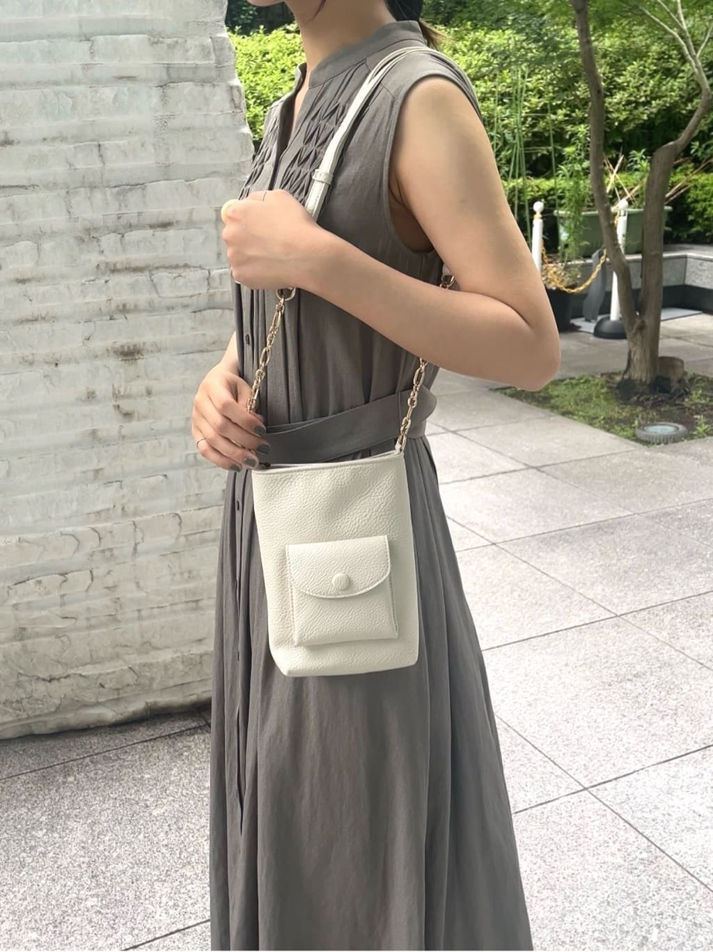 cotaniさんの「grove｜履き心地◎！フットベッドサンダル」を使ったコーディネート