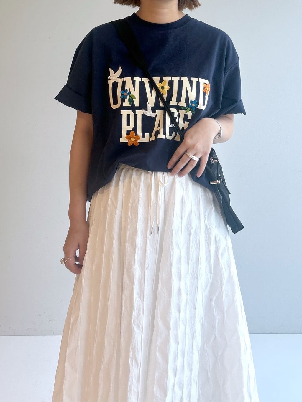 Hirokaさんの「Dessin｜ロゴ刺繍Tシャツ」を使ったコーディネート