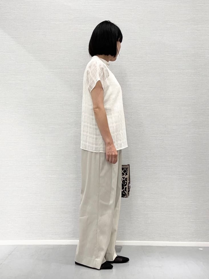 Yukoさんの「UNTITLED｜【シアー】チェックスタンドネックブラウス」を使ったコーディネート
