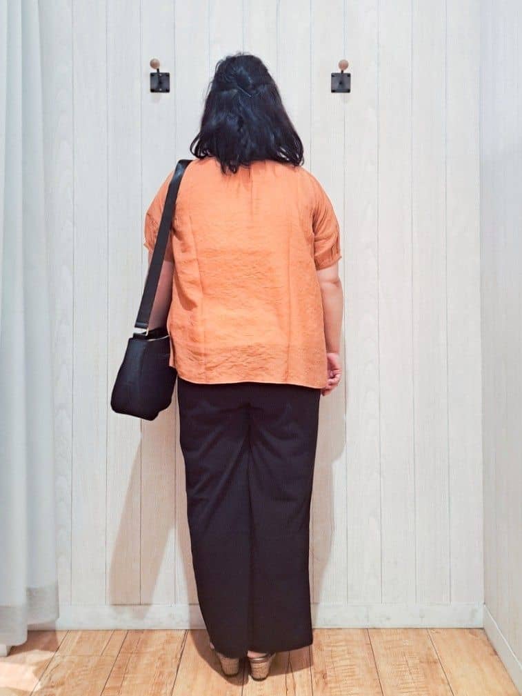 kotomiさんの「SHOO･LA･RUE｜【S-LL/2点セット】リボン使いがアクセント はしごレースブラウス＋タンクトップ」を使ったコーディネート