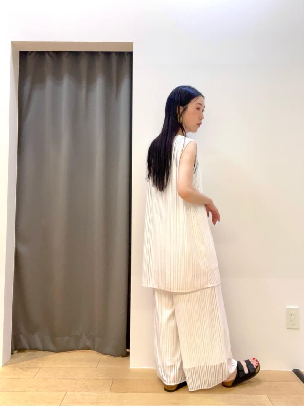 yukoさんの「INDIVI｜【洗える／セットアップ可能】ラッセルチュニック」を使ったコーディネート