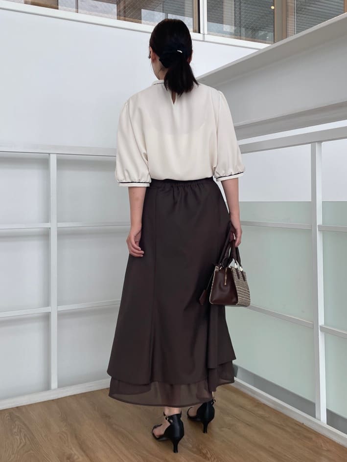 abeさんの「Couture brooch｜【マシンウォッシャブル・美シルエット】裾シアーフレアスカート」を使ったコーディネート