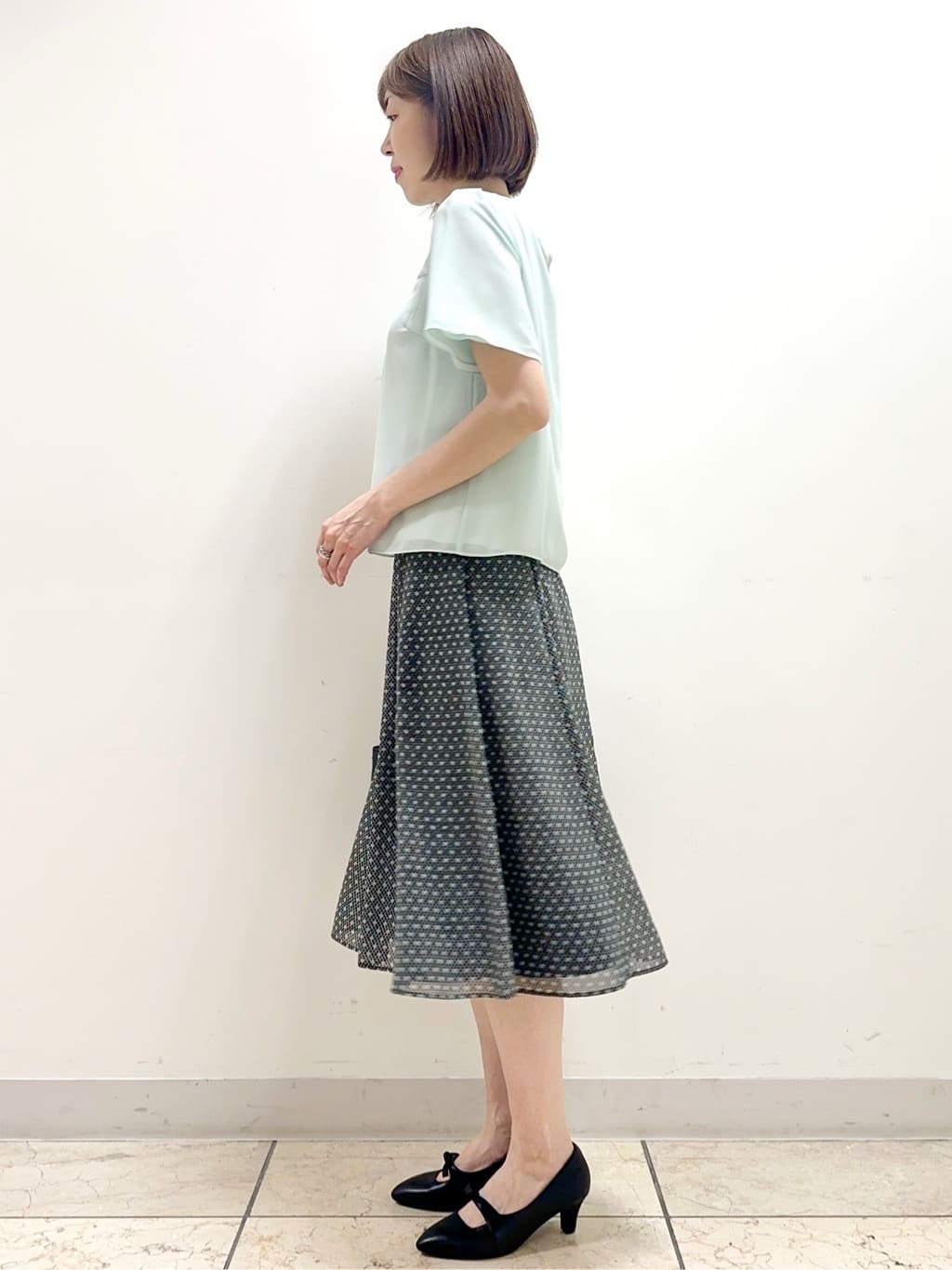 イト子さんの「Reflect｜◆【マシンウォッシュ可】横切替ピンタックデザインブラウス」を使ったコーディネート