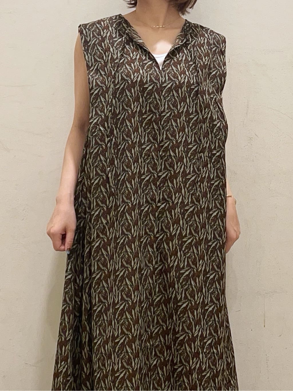 かのさんの「THE SHOP TK｜ショルダータックワンピース【洗える】」を使ったコーディネート