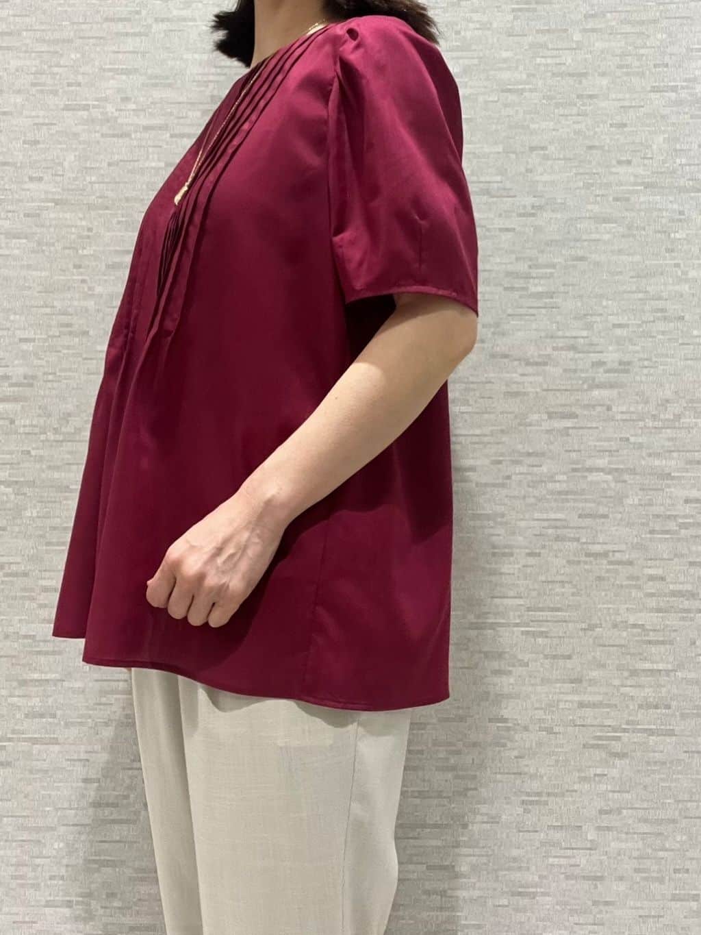 marikoさんの「Reflect｜【すっきり見え！長め丈】ピンタックデザインチュニックブラウス」を使ったコーディネート