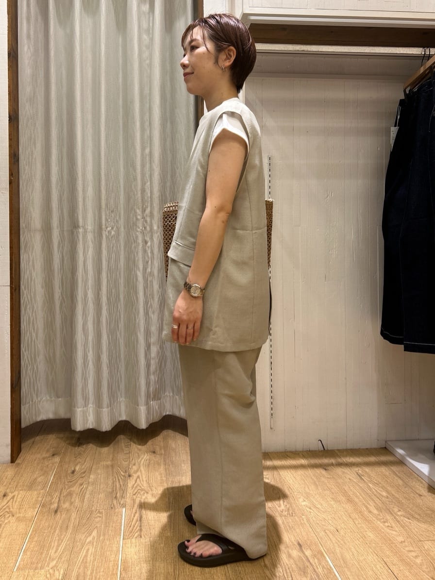 ga_riさんの「THE SHOP TK｜【スッキリ決まる】パナマメッシュジレ/洗える/セットアップ可」を使ったコーディネート