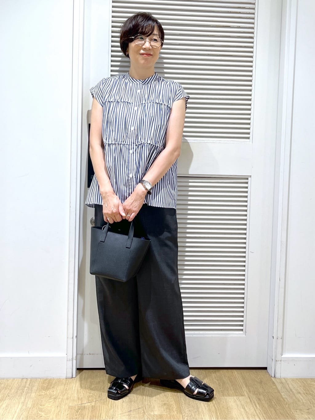 Miyazakiさんの「Dessin｜【洗える】ストライプ柄ギャザーブラウス」を使ったコーディネート