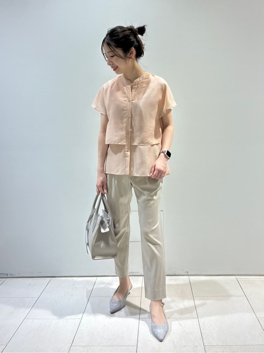 KAOさんの「INDIVI｜◆【合皮／マルチWAY／サブバッグ付】ミニショルダーバッグ」を使ったコーディネート