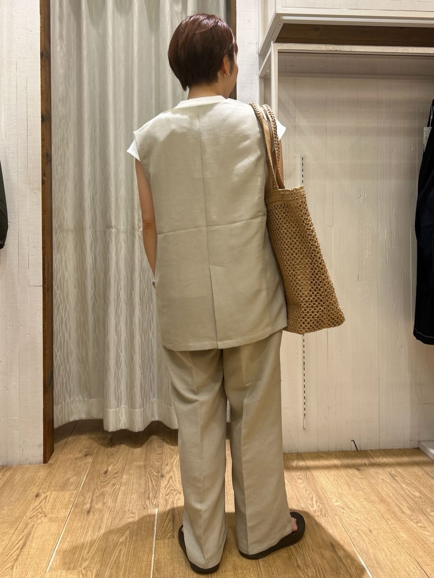 ga_riさんの「THE SHOP TK｜【スッキリ決まる】パナマメッシュジレ/洗える/セットアップ可」を使ったコーディネート