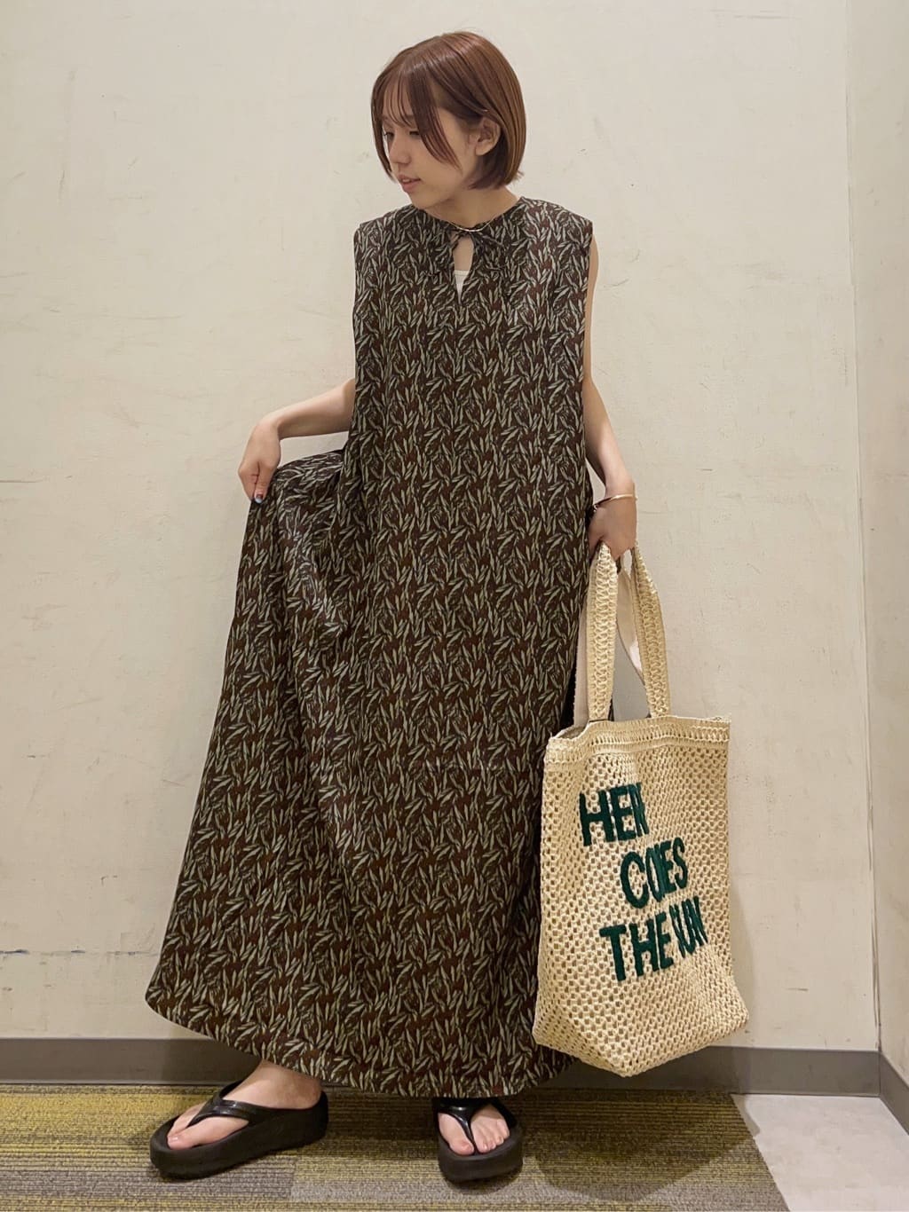 かのさんの「THE SHOP TK｜ショルダータックワンピース【洗える】」を使ったコーディネート