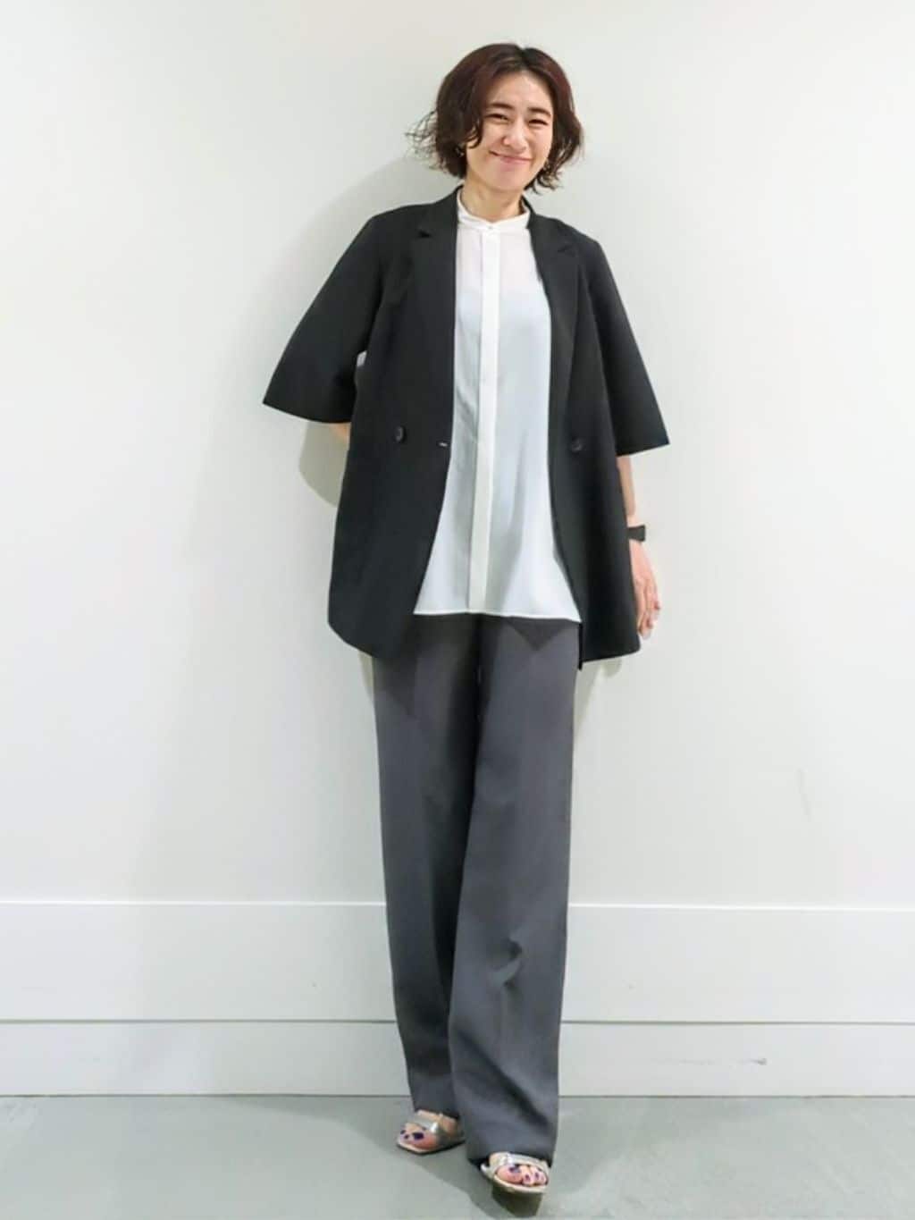 ミズタさんの「UNTITLED｜【吸水速乾/洗える】ハーフスリーブジャケット」を使ったコーディネート