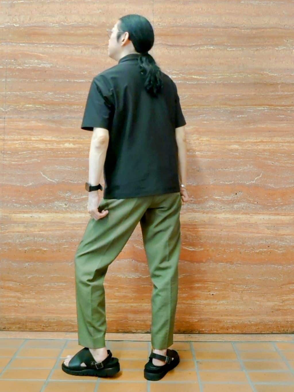 かしげるさんの「TAKEO KIKUCHI｜【COOL CITY WEAR】エアートール ポロシャツ /接触冷感・通気性」を使ったコーディネート