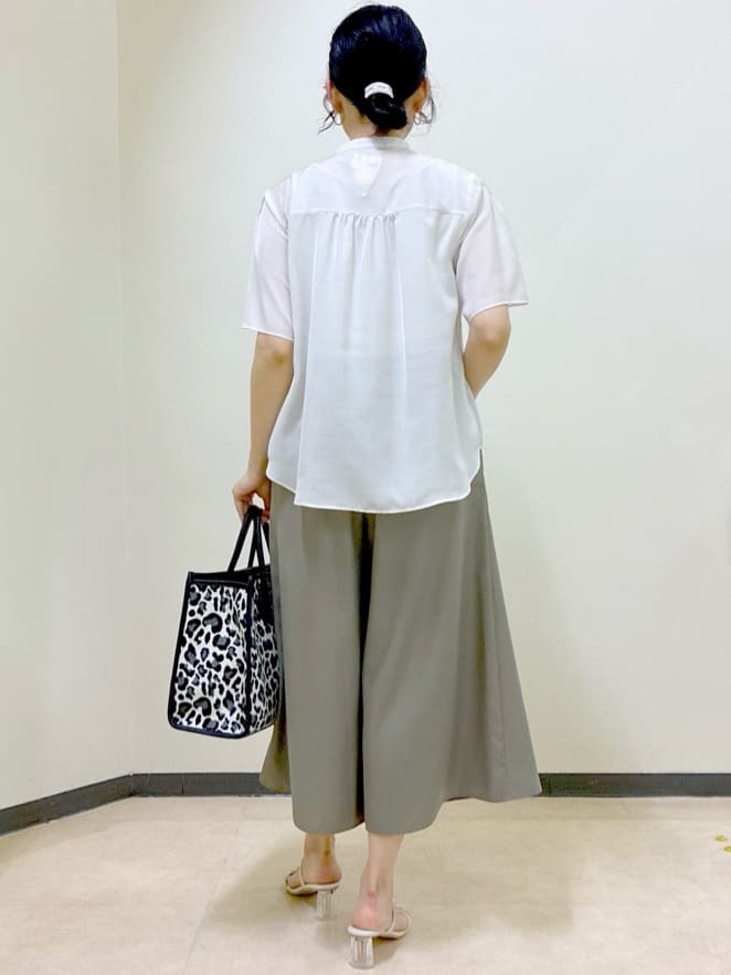  beni_gingerさんの「Reflect｜【選べる5色◎／マシンウォッシュ可】シャーリングデザインブラウス」を使ったコーディネート