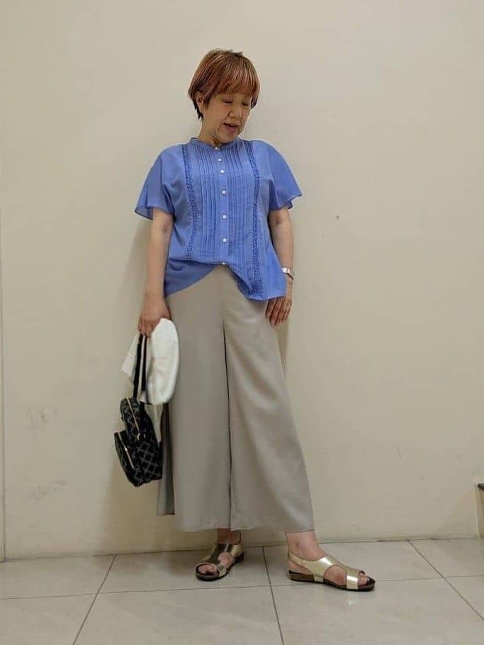 yoshiさんの「Reflect｜【マシンウォッシュ可】リネンライクフレアパンツ」を使ったコーディネート
