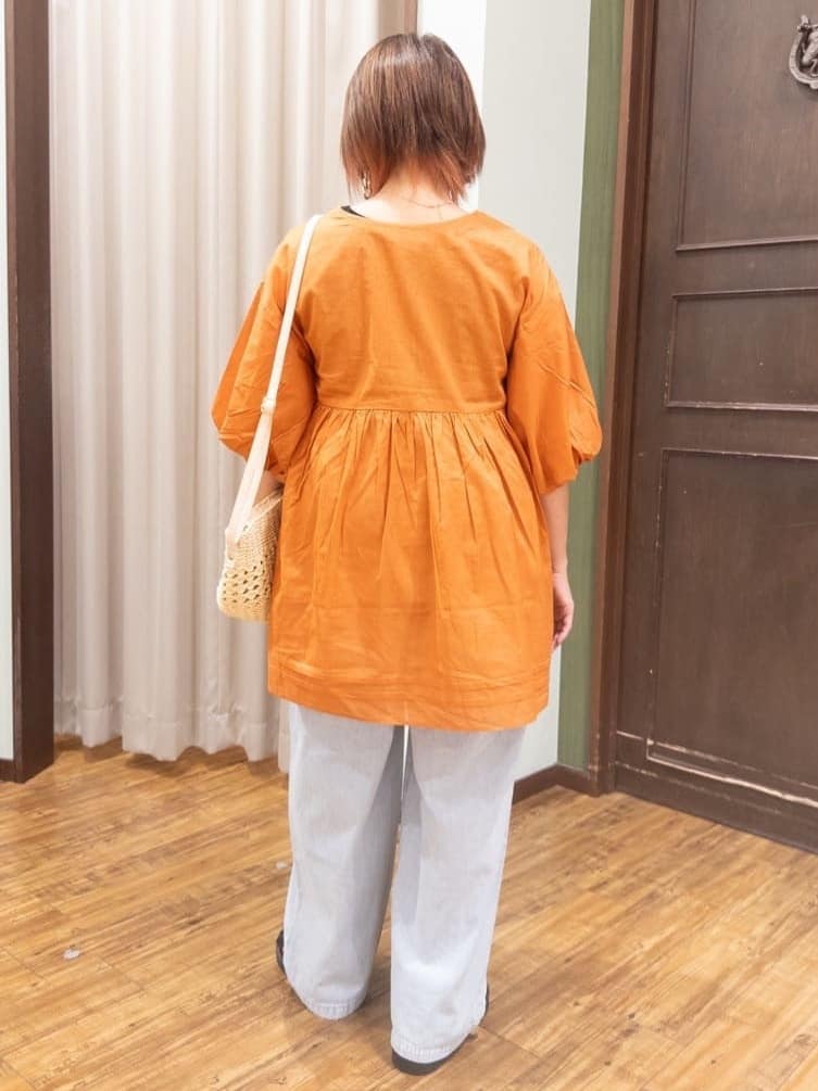 みかりん さんの「SHOO･LA･RUE｜【S-LL】一枚で着映え バルーンスリーブブラウス」を使ったコーディネート