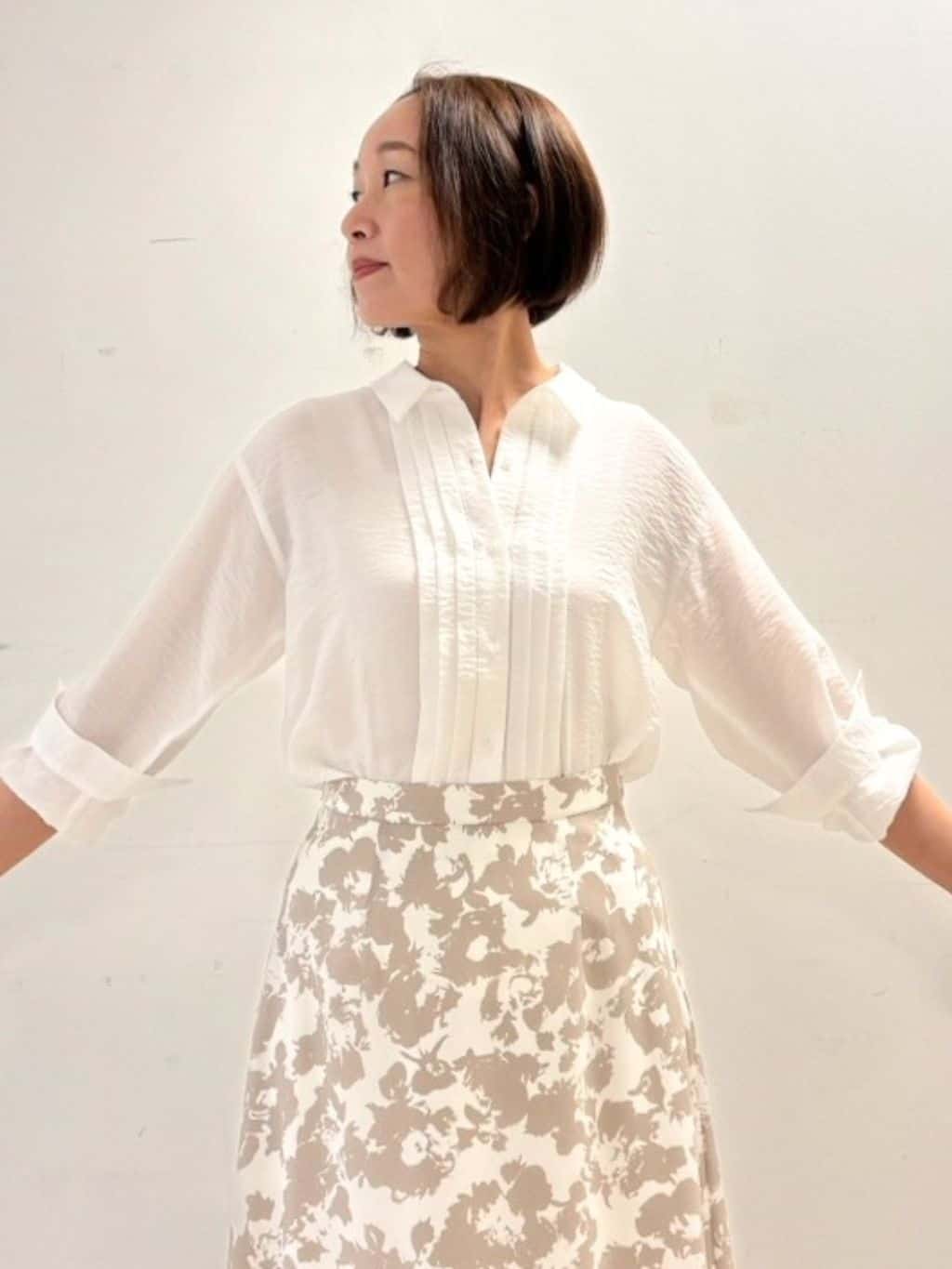 keikoさんの「COUP DE CHANCE｜【手洗い可／日本製】花柄フレアスカート」を使ったコーディネート