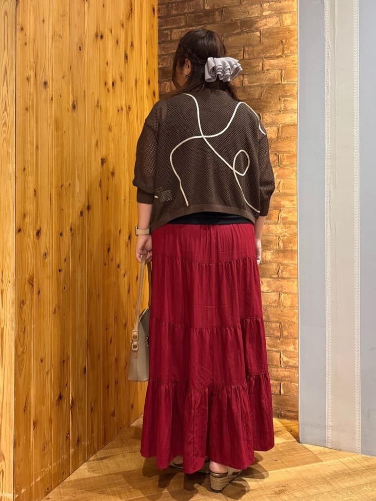 ゆかぴさんの「SHOO･LA･RUE｜◆【洗える/S-LL】色違いで揃えたい テレコリブタンクトップ」を使ったコーディネート