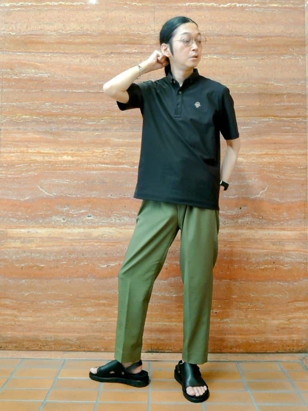 かしげるさんの「TAKEO KIKUCHI｜【COOL CITY WEAR】エアートール ポロシャツ /接触冷感・通気性」を使ったコーディネート