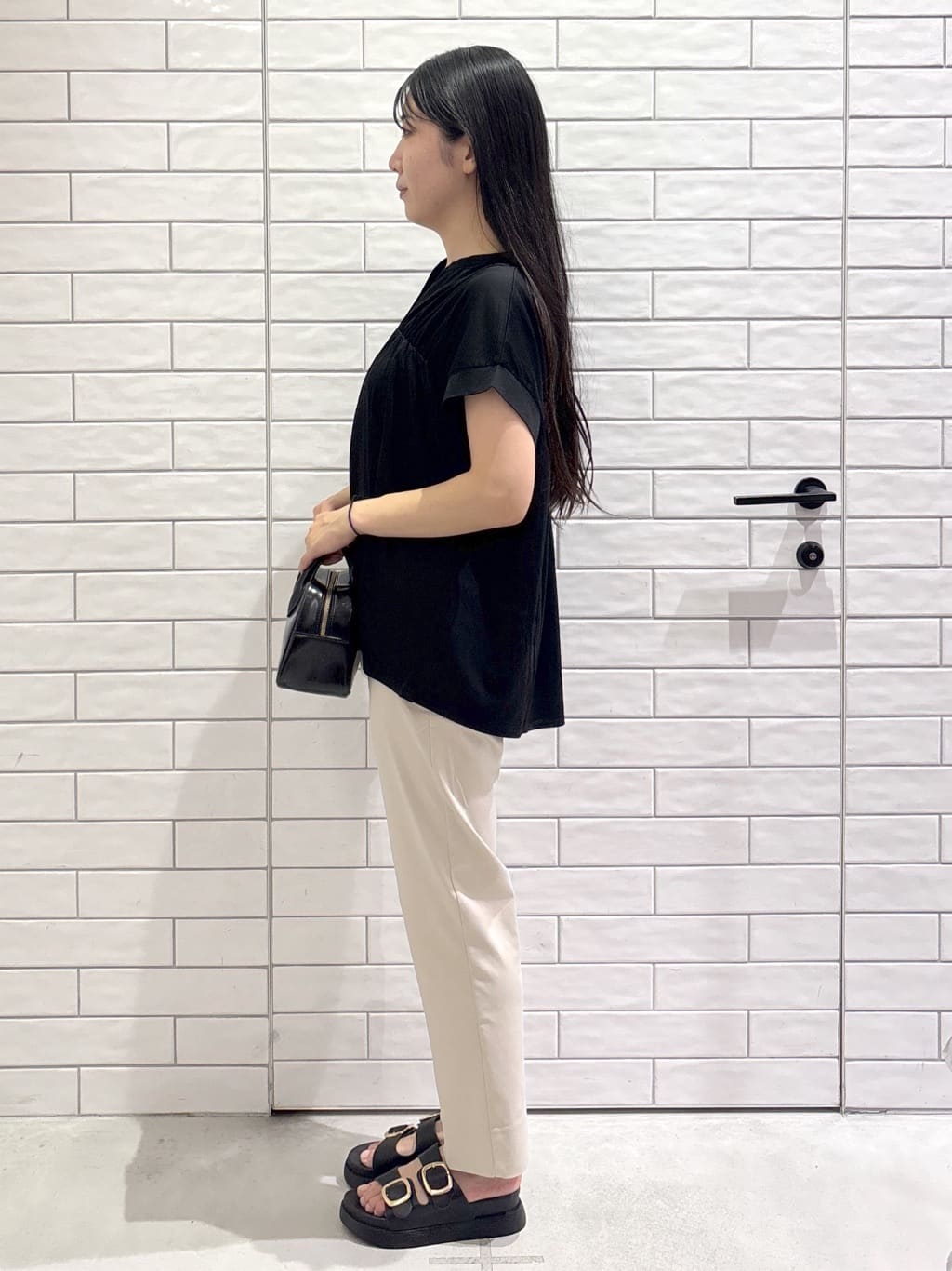 ayumiさんの「OPAQUE.CLIP｜スキッパーフレアカットソー【接触冷感／洗濯機洗い可】」を使ったコーディネート