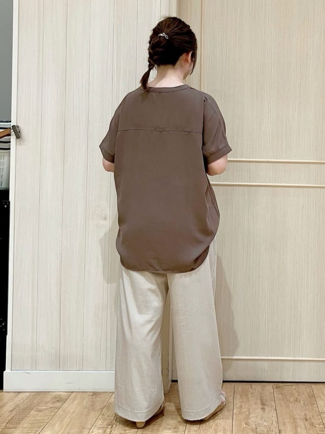 kobaさんの「SHOO･LA･RUE｜【洗える/プチプラ】大人の抜け感をプラスする バンドカラーシャツ」を使ったコーディネート