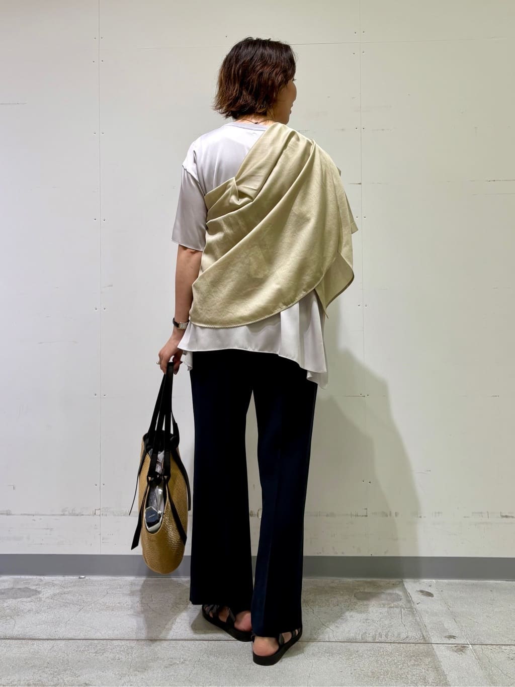 yuriさんの「INDIVI｜【着る日傘／遮熱／UVケア】ワイドパンツ」を使ったコーディネート