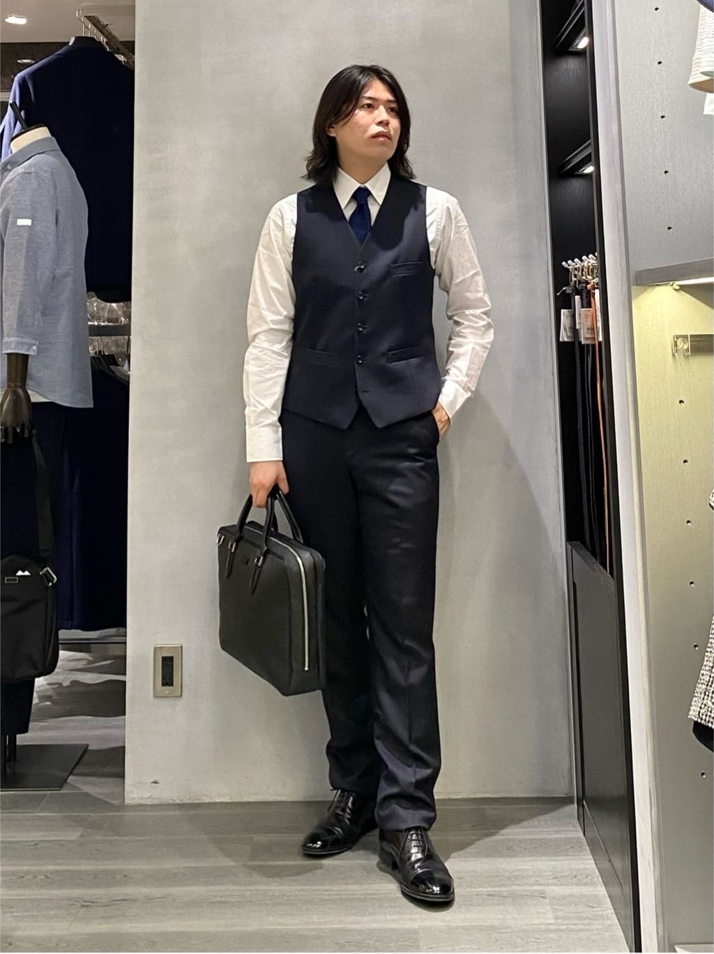 nishiさんの「TAKEO KIKUCHI｜【Made in JAPAN】矢絣（やがすり）スーツ／スリーピース対応」を使ったコーディネート