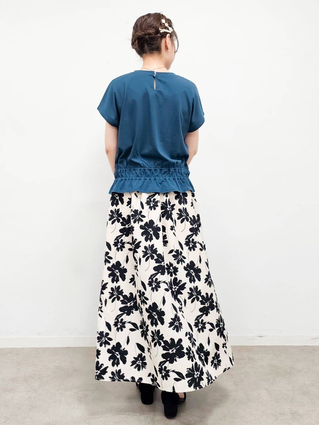 ゆゆさんの「SHOO･LA･RUE｜【高レビュー/着丈選べる】華やかさをプラスする アソートロングスカート」を使ったコーディネート