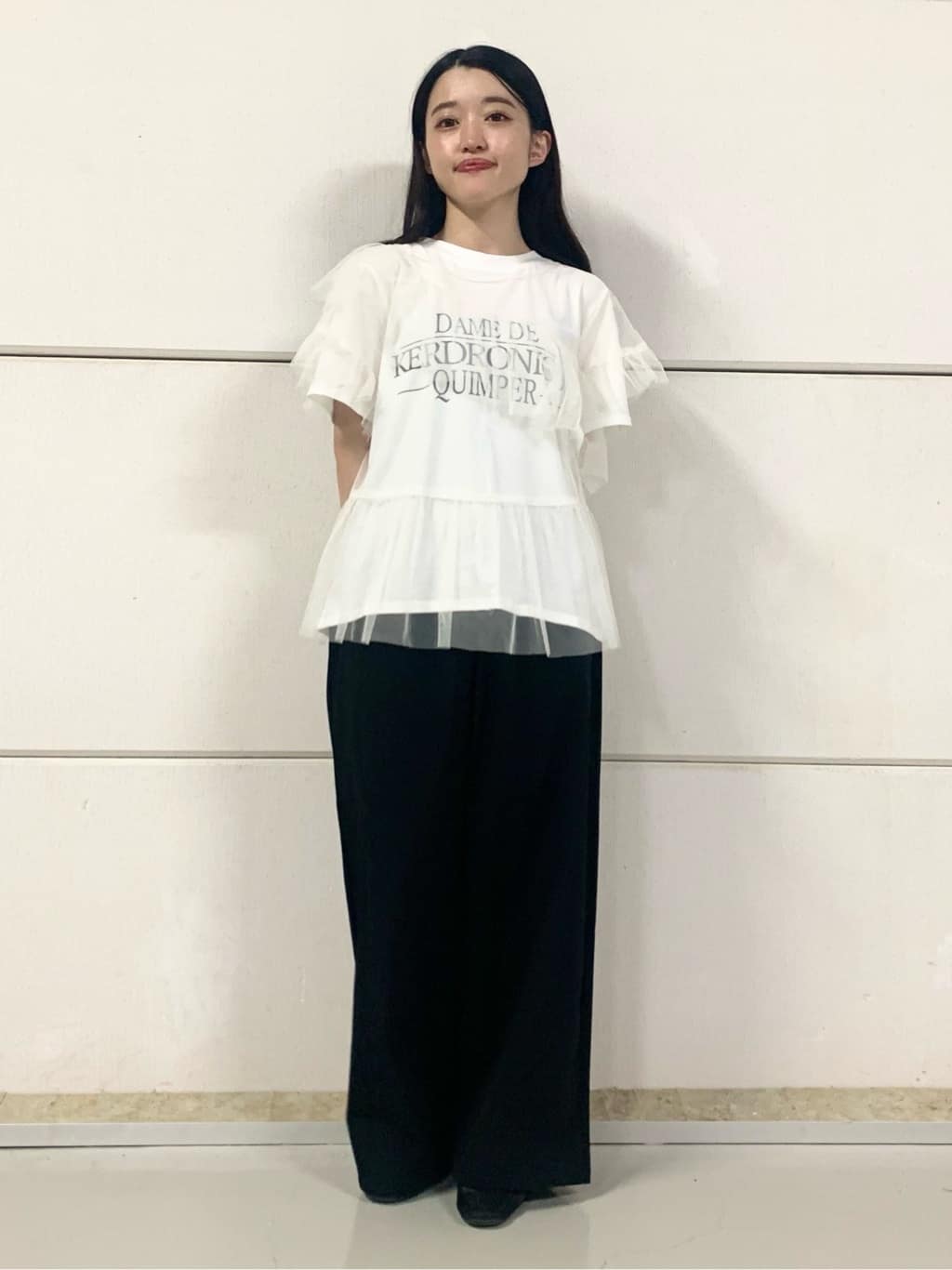 sahoさんの「THE SHOP TK｜【セットアイテム】チュール&times;ロゴTシャツ/洗える」を使ったコーディネート