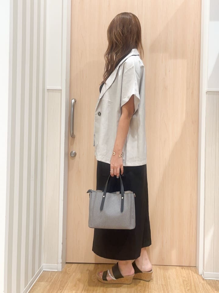 natsumiさんの「SHOO･LA･RUE｜【S-LL】さらりと着たい大人のための 麻調半袖ジャケット」を使ったコーディネート