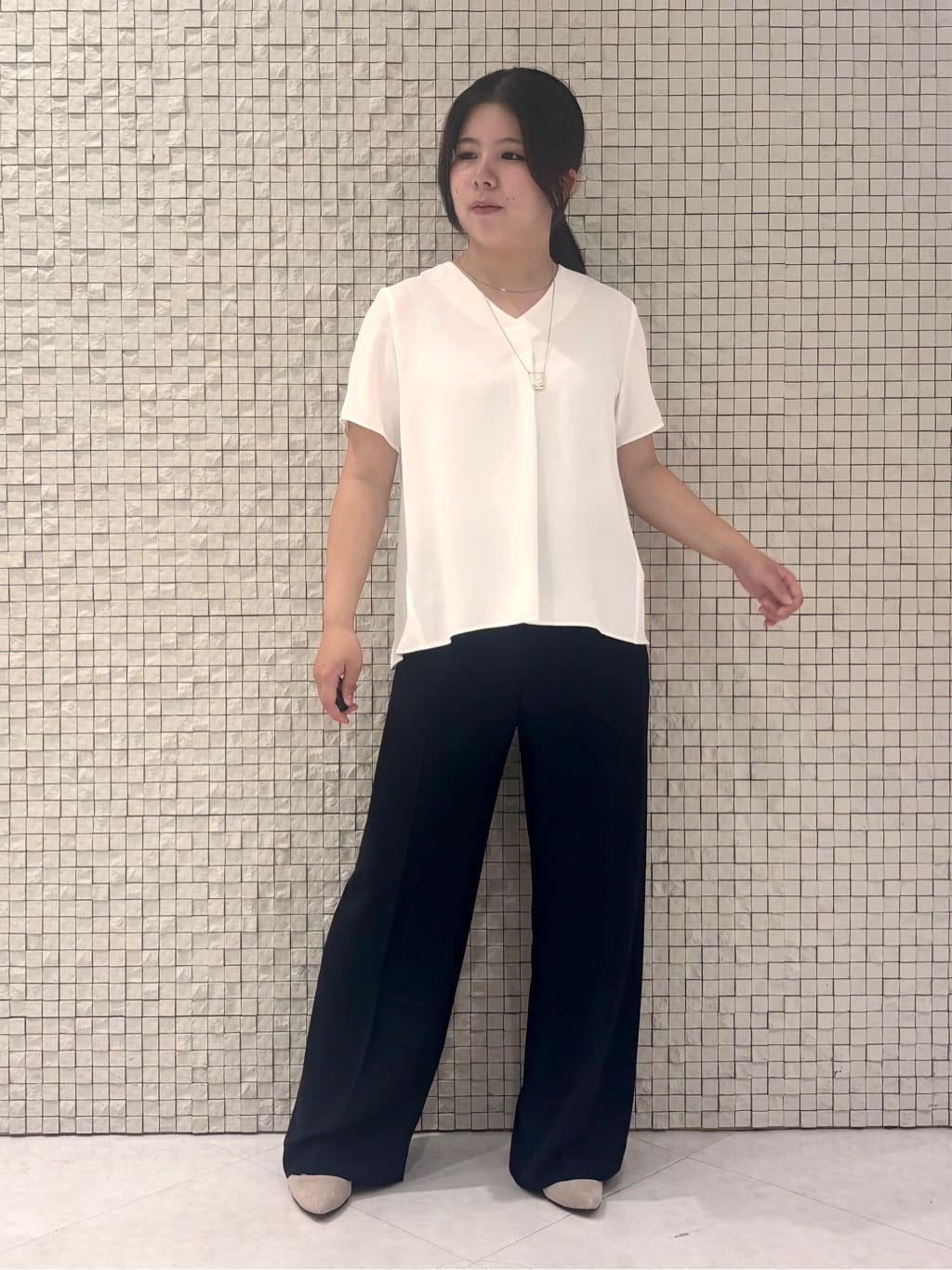 MEGUMIさんの「INDIVI｜【着る日傘／遮熱／UVケア】ダブルジャケット」を使ったコーディネート