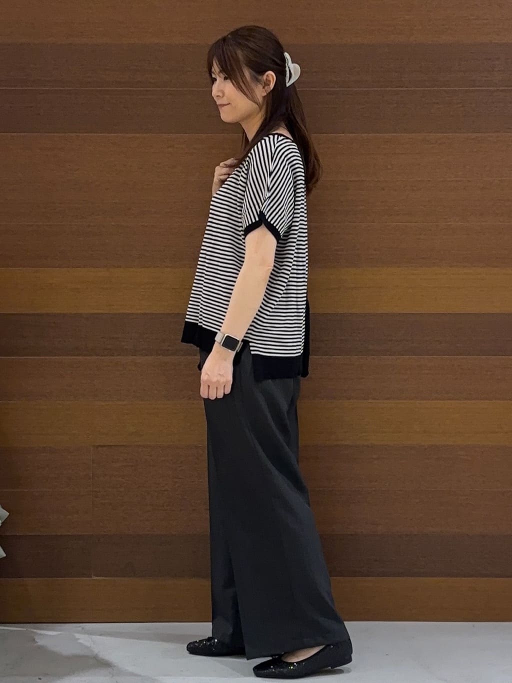 まみさんの「OPAQUE.CLIP｜《6色展開／S-LLサイズ》ドルマンスリーブニット【UV／接触冷感／洗濯機洗い可／抗ピル】」を使ったコーディネート