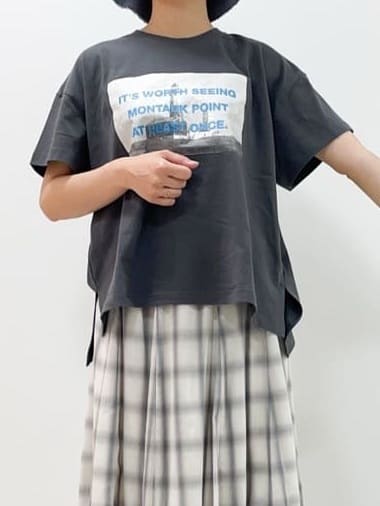 yasuokaさんの「Dessin｜【ウエストゴム・洗える】オンブレーチェック柄スカート」を使ったコーディネート