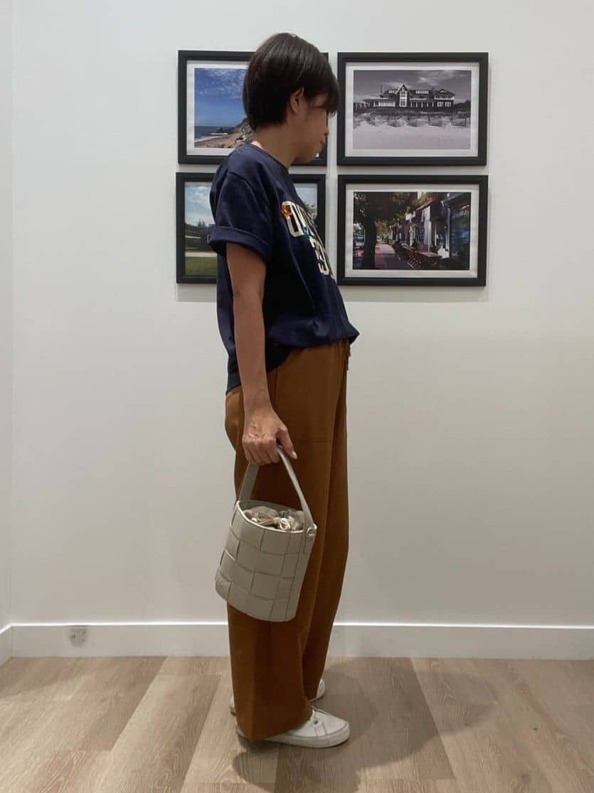 Naoさんの「Dessin｜ロゴ刺繍Tシャツ」を使ったコーディネート