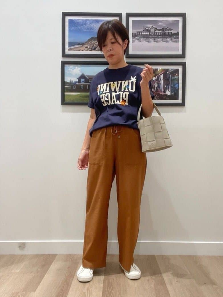 Naoさんの「Dessin｜ロゴ刺繍Tシャツ」を使ったコーディネート