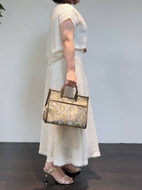 Asamiさんの「UNTITLED｜【セットアップ可/後ろウエストゴム】フェザーマーメイドスカート」を使ったコーディネート