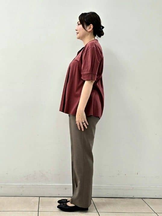 fkeさんの「Reflect｜【すっきり見え！長め丈／マシンウォッシュ可】スキッパーネックジャージトップス」を使ったコーディネート