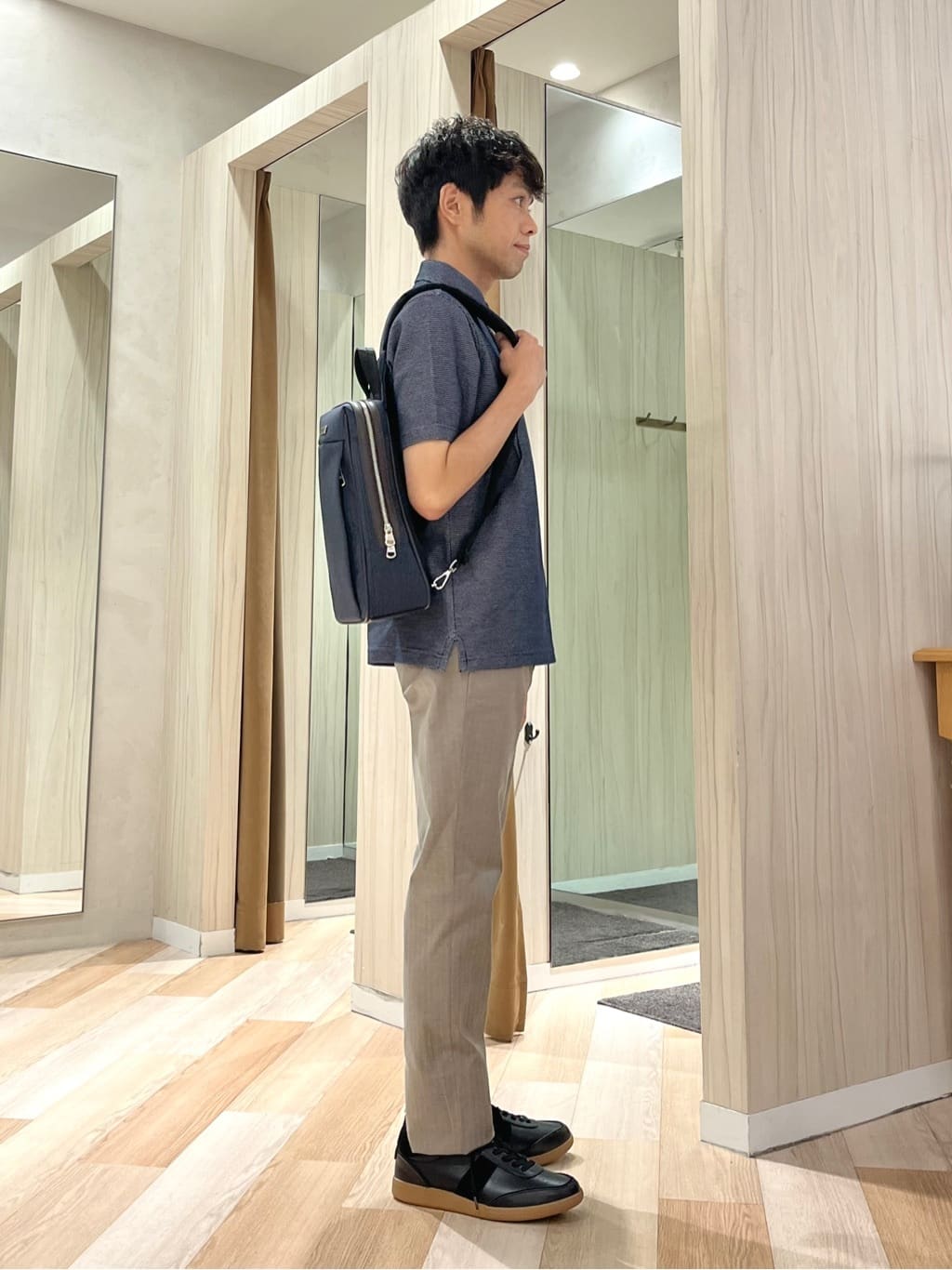 URAさんの「TAKEO KIKUCHI｜【抗菌防臭／9色5サイズ展開】ハニカムメランジ ポロシャツ」を使ったコーディネート