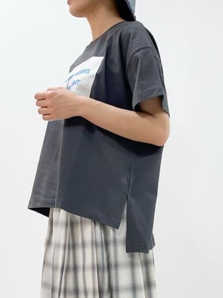 yasuokaさんの「Dessin｜【ウエストゴム・洗える】オンブレーチェック柄スカート」を使ったコーディネート