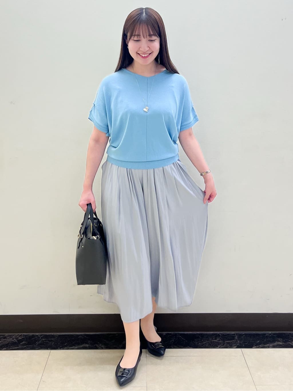 mikikoさんの「Reflect｜【選べる7色◎／手洗い可／二の腕カバー】半袖ニット」を使ったコーディネート