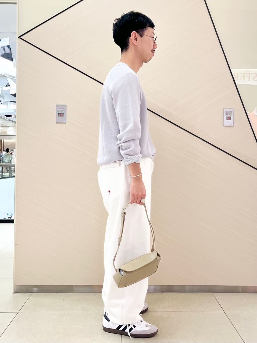 小山凌さんの「DRESSTERIOR｜」を使ったコーディネート
