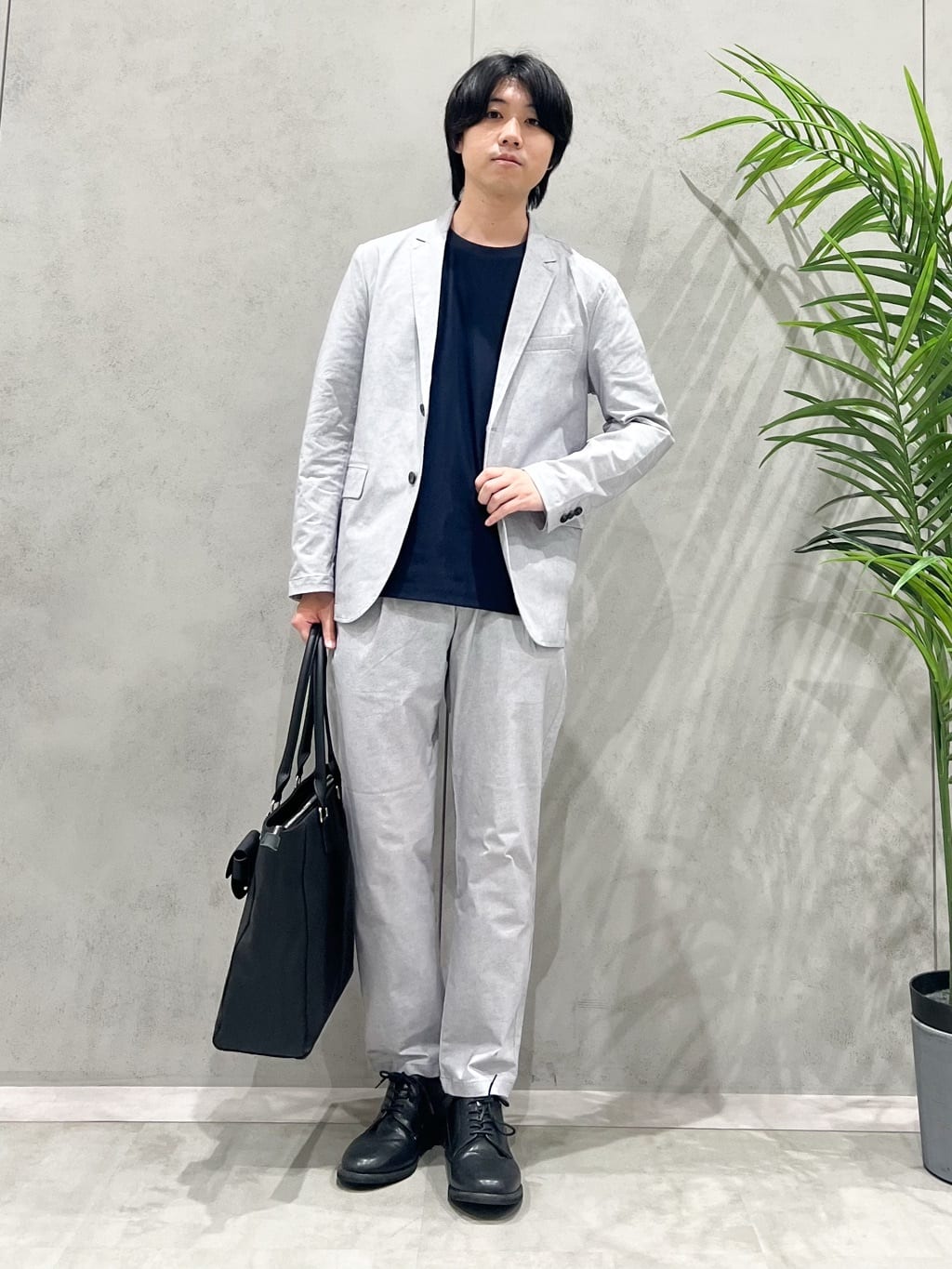 SHI-MAさんの「THE SHOP TK｜スマートムーブメッシュバーズアイジャケット【軽量/洗濯機OK/セットアップ可】」を使ったコーディネート