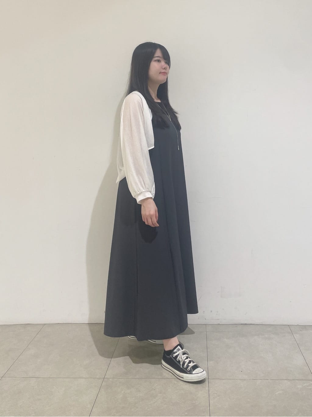 emikaさんの「INDIVI｜【軽く羽織れる】ボレロカーディガン」を使ったコーディネート