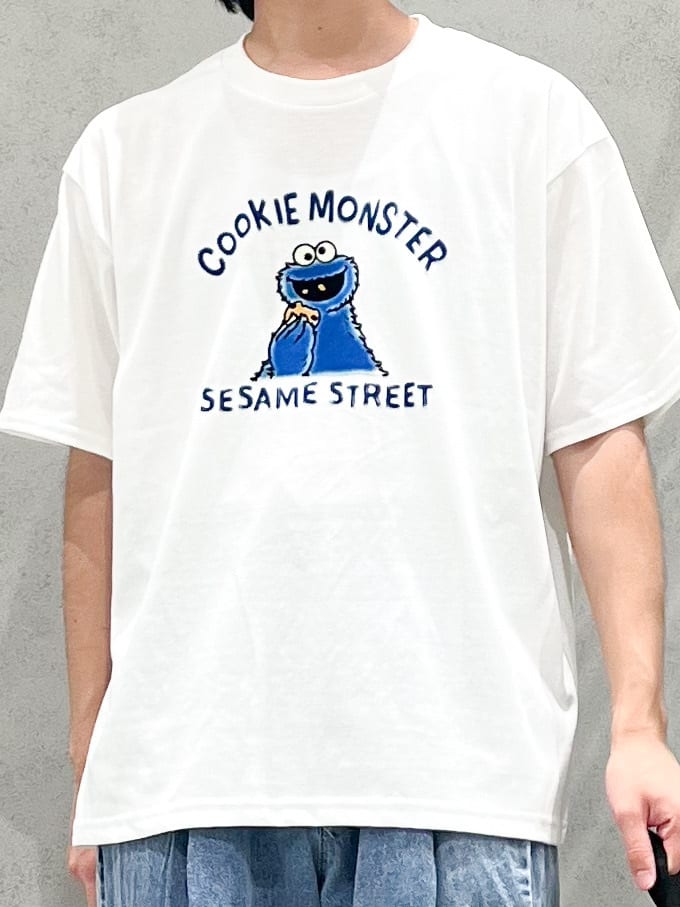 SHI-MAさんの「THE SHOP TK｜セサミストリートTシャツ／親子リンク」を使ったコーディネート