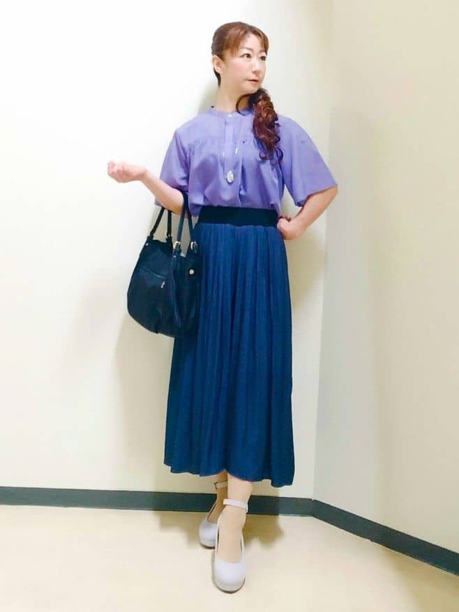 花さんの「Reflect｜【選べる5色◎／マシンウォッシュ可】シャーリングデザインブラウス」を使ったコーディネート