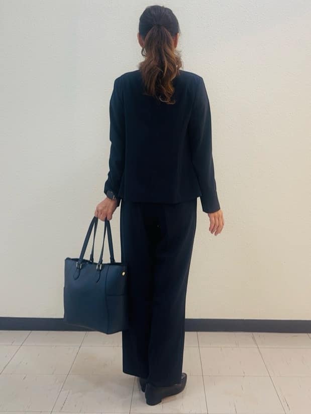 ⭐︎Eimi⭐︎さんの「Reflect｜【マシンウォッシュ可／セットアップ可】コツキ柄プリントブラウス」を使ったコーディネート