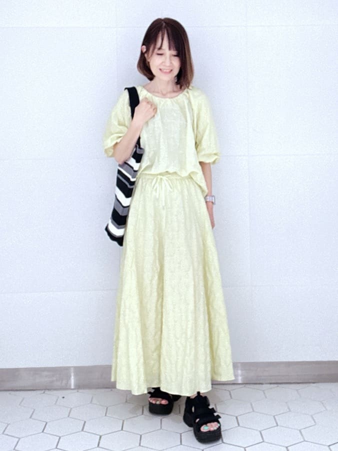 Satoさんの「Dessin｜【洗える／五分袖】バルーンスリーブジャガードブラウス」を使ったコーディネート