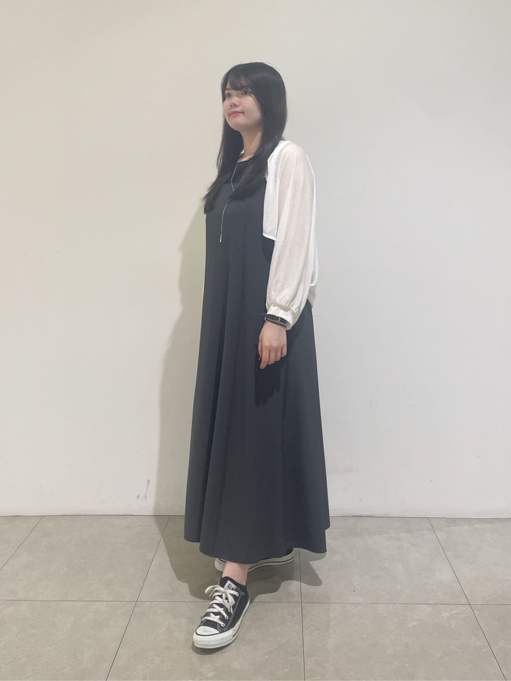 emikaさんの「INDIVI｜【軽く羽織れる】ボレロカーディガン」を使ったコーディネート