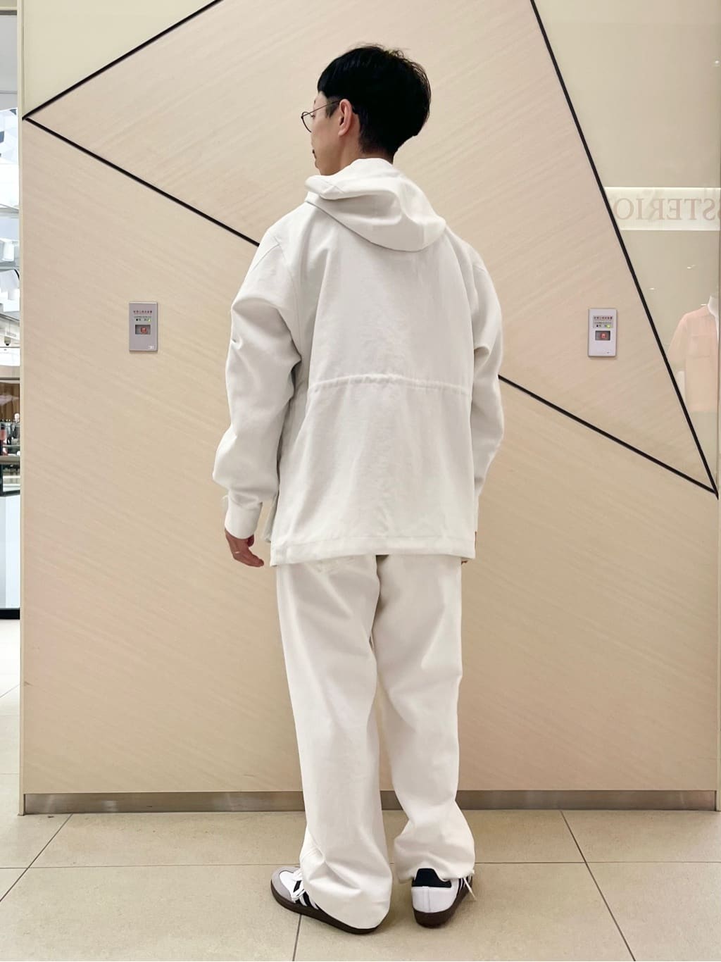 小山凌さんの「DRESSTERIOR｜」を使ったコーディネート