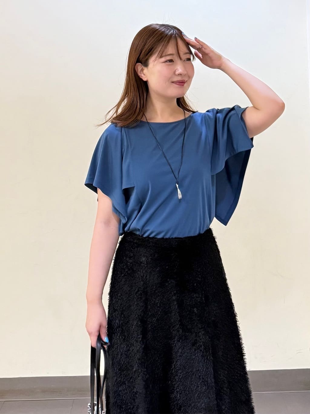 いくみさんの「UNTITLED｜【きれいめ／接触冷感／日本製】ハンカチスリーブプルオーバー」を使ったコーディネート